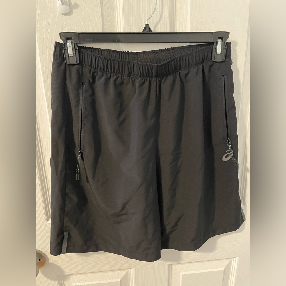 Asics Athletic Shorts (Mens M/Medium)